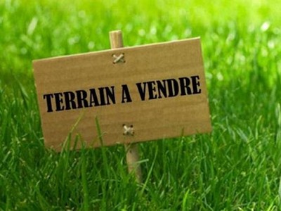 TERRAIN A VENDRE - CHATEAUBLEAU - 500 m2 - 69000 €