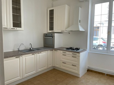 Appartement F2 + courette A VENDRE - ROZAY EN BRIE - 38.9 m2 - 154000 €