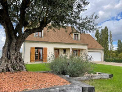 maison traditionnelle A VENDRE - ROZAY EN BRIE - 140 m2 - 398 000 €
