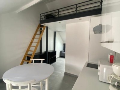 STUDIO A LOUER - LA FERTE GAUCHER - 14,61 m2 - 390 € charges comprises par mois