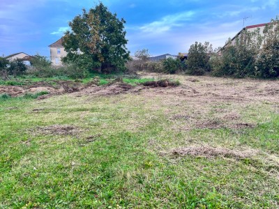 Terrain ZONE ARTISANALE A VENDRE - ROZAY EN BRIE - 1877 m2 - 162000 €