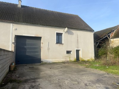 GRANGE A VENDRE - ROZAY EN BRIE - 95 m2 - 129000€