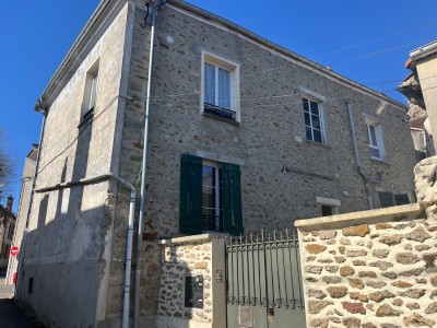 APPARTEMENT T2 A VENDRE - CHAUMES EN BRIE - 37.11 m2 - 125000€