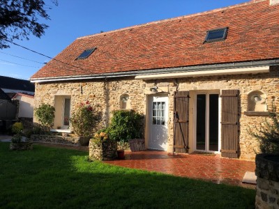 MAISON A LOUER - COURPALAY - 109.06 m2 - 1 280 € charges comprises par mois
