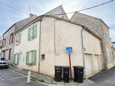 Immeuble de rapport avec deux Appartements F3 A VENDRE - ROZAY EN BRIE - 120 m2 - 299 000 &euro;