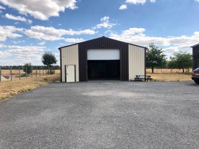 ENTREPOT A LOUER - AMILLIS - 160 m2 - 1 200 € HC et HT par mois