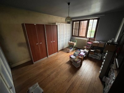 IMMEUBLE DE RAPPORT A VENDRE - JOUY LE CHATEL - 193 m2 - 210000€