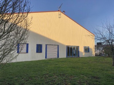 LOCAL D ACTIVITE A LOUER - AMILLIS - 561 m2 - 3 700 € HC et HT par mois