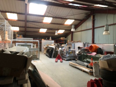 LOCAL D ACTIVITE A LOUER - AMILLIS - 561 m2 - 3 700 € HC et HT par mois