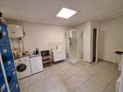 LOCAL D ACTIVITE A LOUER - ROZAY EN BRIE - 271.6 m2 - 1413€ HC et HT par mois