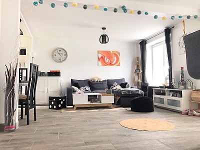 MAISON A LOUER - CHENOISE - 62 m2 - 875 € charges comprises par mois