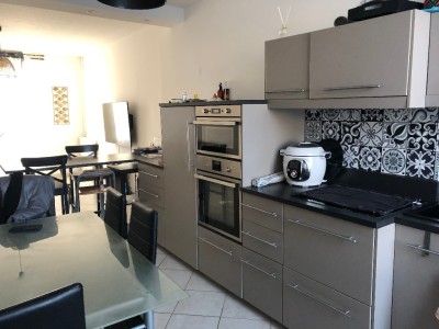 MAISON A LOUER - CHOISY EN BRIE - 141,16 m2 - 995 € charges comprises par mois