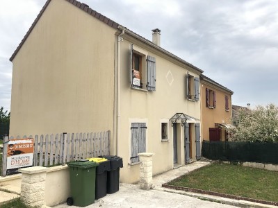 MAISON A LOUER - LA FERTE GAUCHER - 89.85 m2 - 860 € charges comprises par mois
