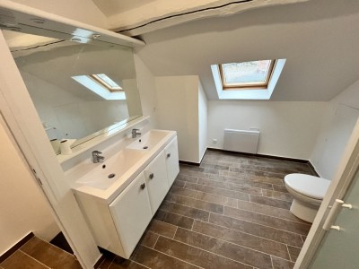 MAISON A LOUER - MORTCERF - 62.68 m2 - 900 &euro; charges comprises par mois