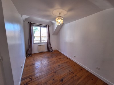 MAISON A LOUER - RAMPILLON - 73.81 m2 - 900€ charges comprises par mois