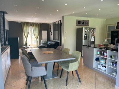 MAISON A VENDRE - ARGENTIERES - 180 m2 - 470000 €