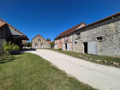 MAISON A VENDRE - BANNOST VILLEGAGNON - 231.9 m2 - 499900€