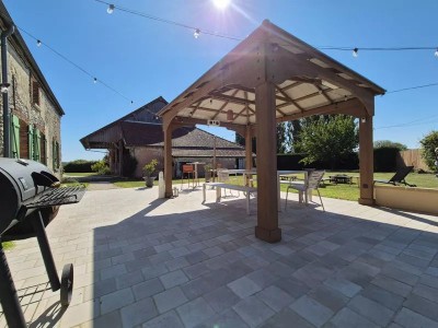 MAISON A VENDRE - BANNOST VILLEGAGNON - 231.9 m2 - 499900€