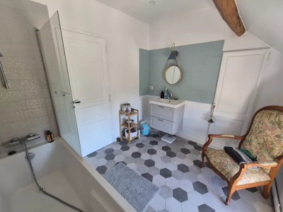 MAISON A VENDRE - BANNOST VILLEGAGNON - 231.9 m2 - 499900€