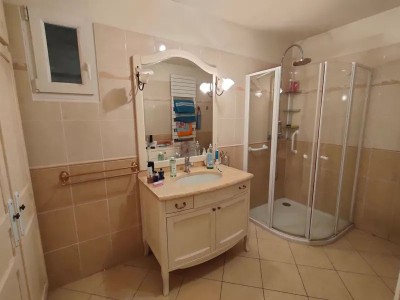 MAISON A VENDRE - BERNAY VILBERT - 197 m2 - 376000€