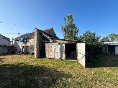 MAISON A VENDRE - BETON BAZOCHES HAMEAU DE FORTAIL - 158 m2 - 199000€
