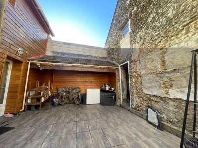 Maison de ville rurale - COURPALAY centre village - 75 m2 - VENDU
