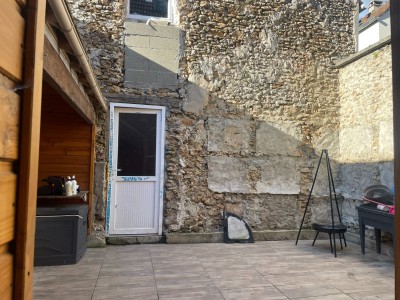 Maison de ville rurale - COURPALAY centre village - 75 m2 - VENDU