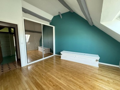 Maison Briarde A VENDRE - COURPALAY - 110 m2 - 259000€