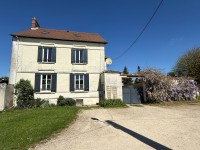 Maison briarde avec piscine A VENDRE - COURPALAY - 176 m2 - 379 000 €