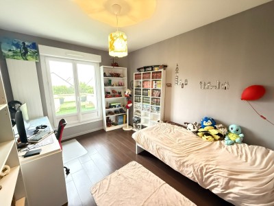 Maison traditionnelle A VENDRE - FAREMOUTIERS - 225 m2 - 447�000�&euro;