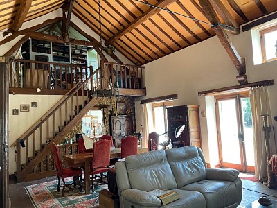 MAISON - JOUY LE CHATEL - 250 m2 - VENDU