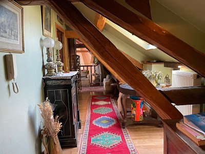 MAISON - JOUY LE CHATEL - 250 m2 - VENDU