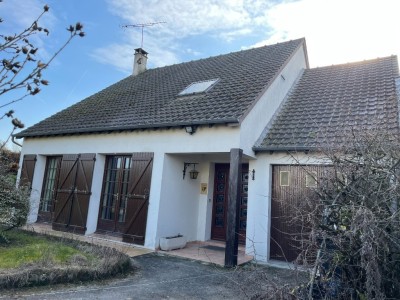 maison traditionnelle A VENDRE - JOUY LE CHATEL - 125 m2 - 269000 €