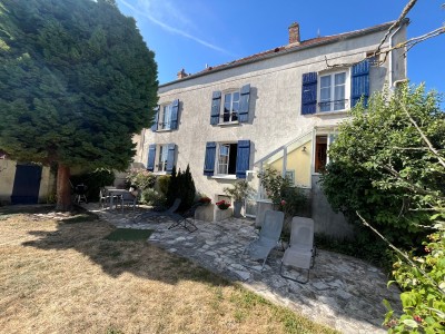 MAISON A VENDRE - JOUY LE CHATEL - 131 m2 - 340000€