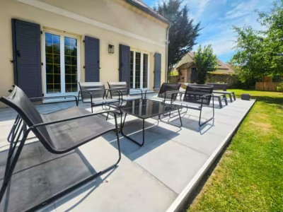 MAISON TRADITIONNELLE A VENDRE - LE PLESSIS FEU AUSSOUX - 158 m2 - 399000€