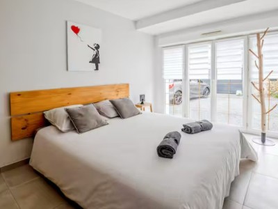 MAISON TRADITIONNELLE A VENDRE - LE PLESSIS FEU AUSSOUX - 158 m2 - 399000€