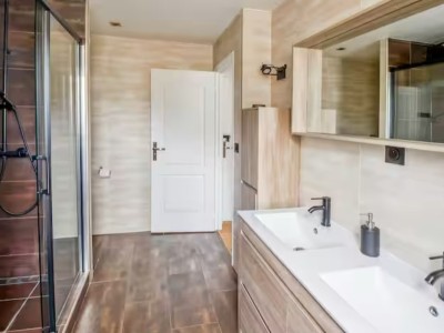 MAISON TRADITIONNELLE A VENDRE - LE PLESSIS FEU AUSSOUX - 158 m2 - 399000€
