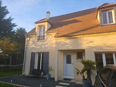 MAISON TRADITIONNELLE A VENDRE - LE PLESSIS FEU AUSSOUX - 158 m2 - 399000€