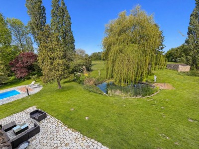 MAISON A VENDRE - LE PLESSIS FEU AUSSOUX - 300 m2 - 950 000 €