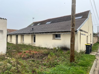 MAISON A VENDRE - MAISON ROUGE - 177.8 m2 - 252 000 €