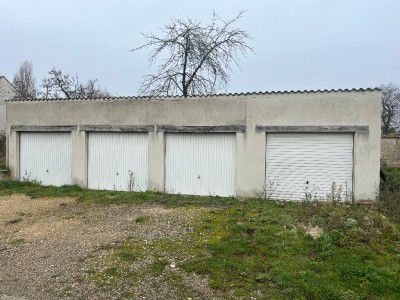 MAISON A VENDRE - MAISON ROUGE - 177.8 m2 - 252 000 €