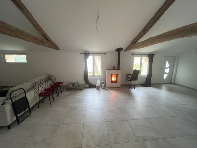 MAISON A VENDRE - MAISON ROUGE - 177.8 m2 - 252 000 €