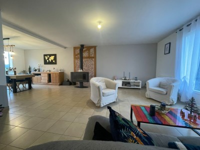 Maison traditionnelle - PECY - 195 m2 - VENDU