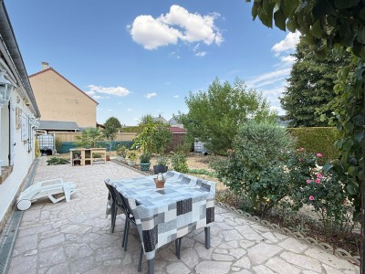 Maison traditionnelle A VENDRE - ROZAY EN BRIE quartier très calme - 110 m2 - 365 000 €