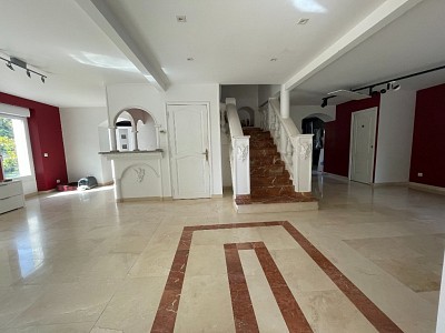 MAISON A VENDRE - ROZAY EN BRIE - 200 m2 - 369000 €