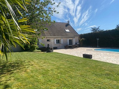 maison traditionnelle A VENDRE - ROZAY EN BRIE - 250 m2 - 459000 €