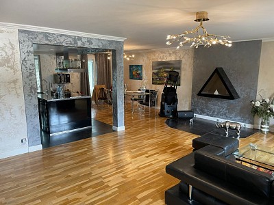 maison traditionnelle A VENDRE - ROZAY EN BRIE - 250 m2 - 459000 €