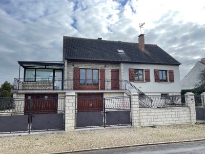 MAISON A VENDRE - ROZAY EN BRIE - 164 m2 - 381000 €