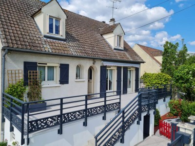 MAISON A VENDRE - ROZAY EN BRIE - 120 m2 - 381000 €
