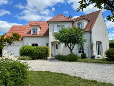 MAISON A VENDRE - ROZAY EN BRIE - 162 m2 - 465000 €